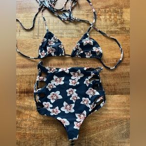Acacia bikini top and bottom
